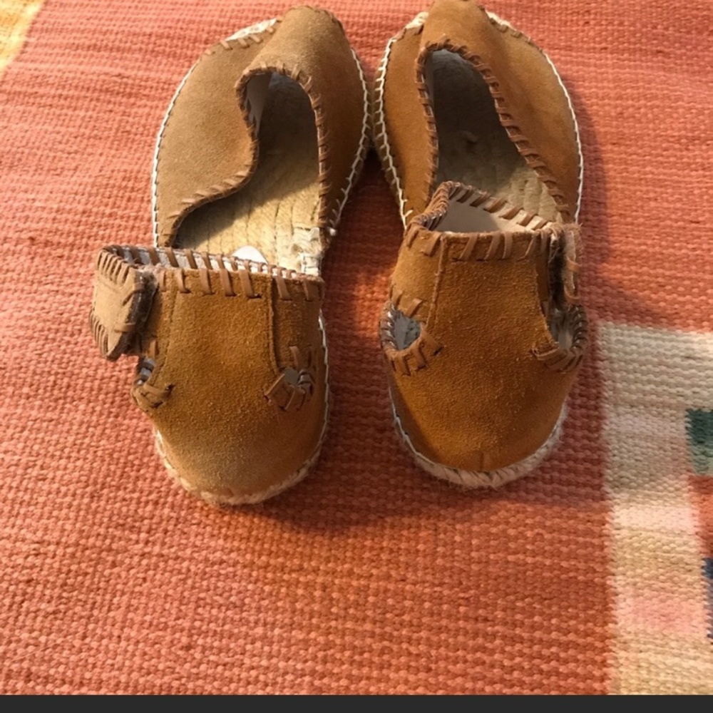 Sandals - Picture 2 of 3